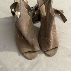 Sole society Tan Suede Women's Shoes- 9